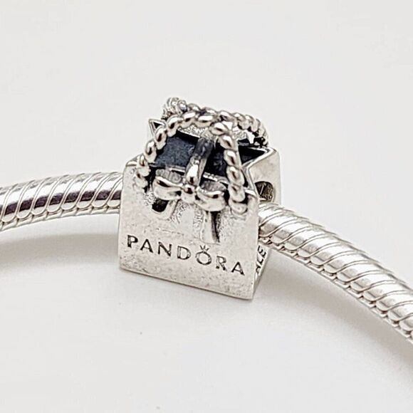 Pandora Shopping Bag Sterling Silver Charm - Picture 3 of 5